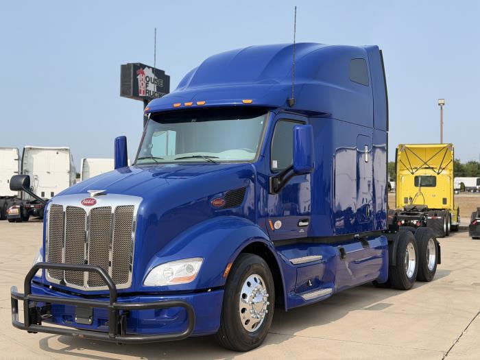2022 Peterbilt 579-1