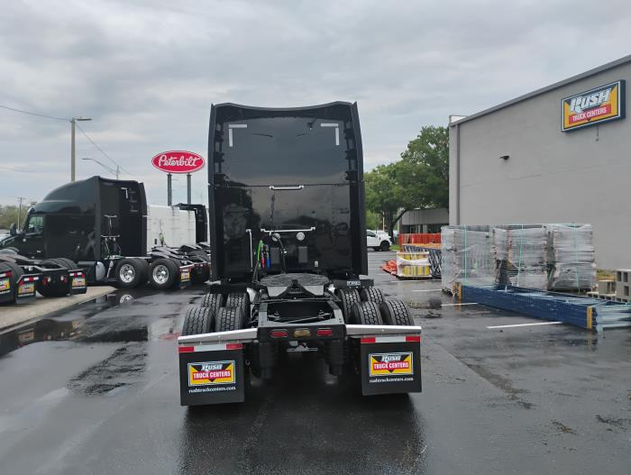 2023 Peterbilt 579-6