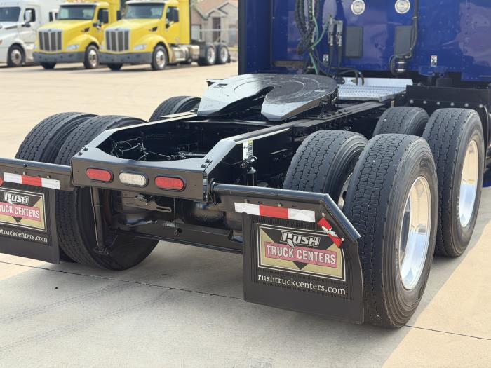 2022 Peterbilt 579-12