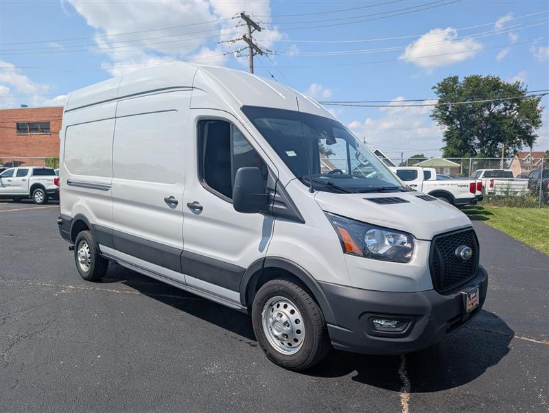 Used 2023 Ford Transit 350 - photo 1