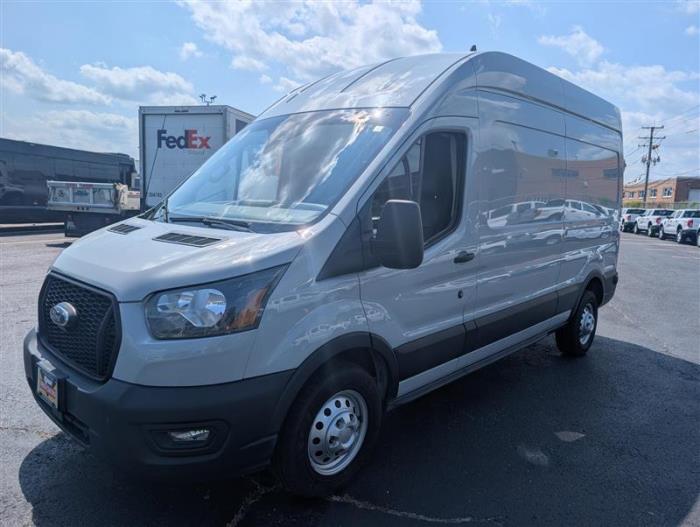 2023 Ford Transit-350-5