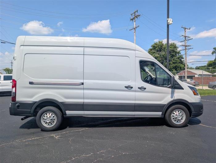 2023 Ford Transit-350-1