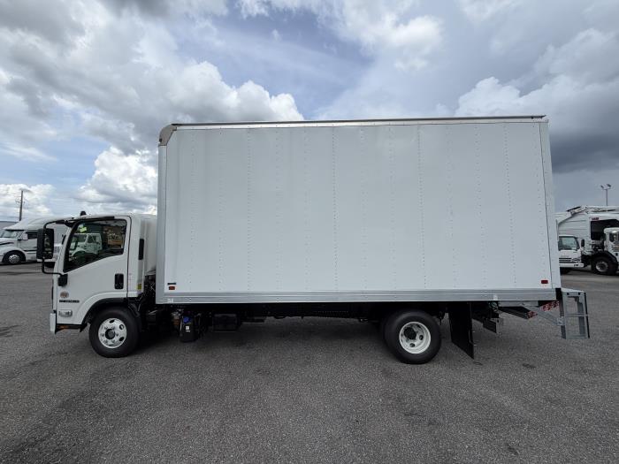 2027 Isuzu NPR-HD-2