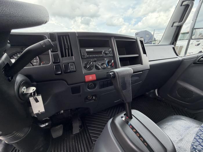 2026 Isuzu NPR-HD-17
