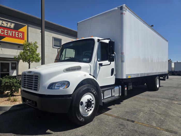 2022 Freightliner Business Class M2 106-0