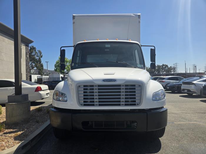 2022 Freightliner Business Class M2 106-1