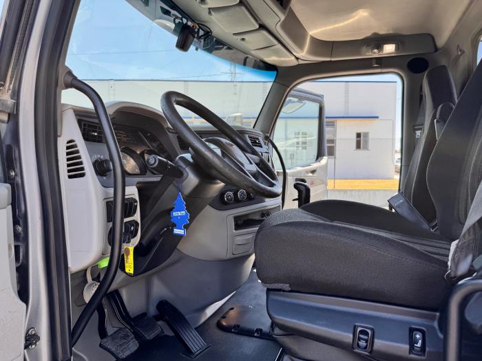 2021 Peterbilt 579-10