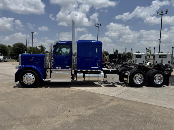 2027 Peterbilt 589 in Houston, TX — photo 6