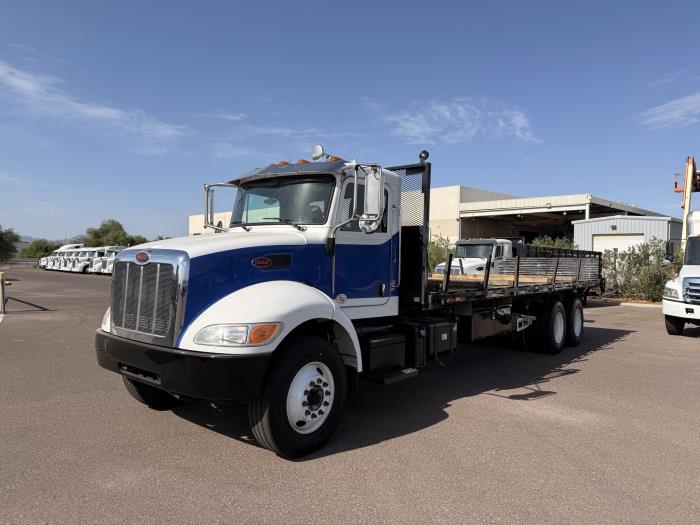2019 Peterbilt 348-0