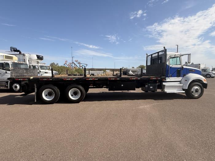 2019 Peterbilt 348-5