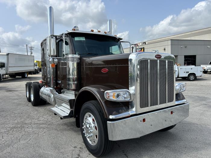 2027 Peterbilt 589-2