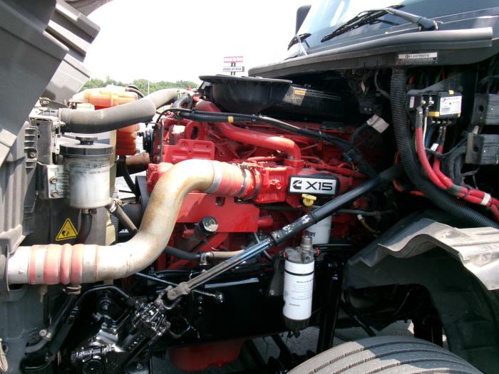 2023 International LT625-8