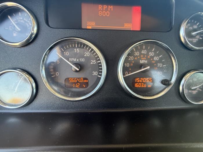 2020 Peterbilt 337-10