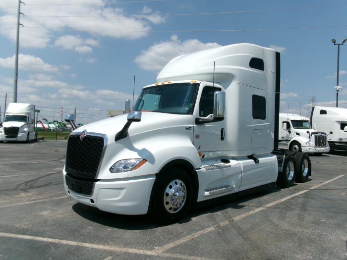 2027 International LT625-1