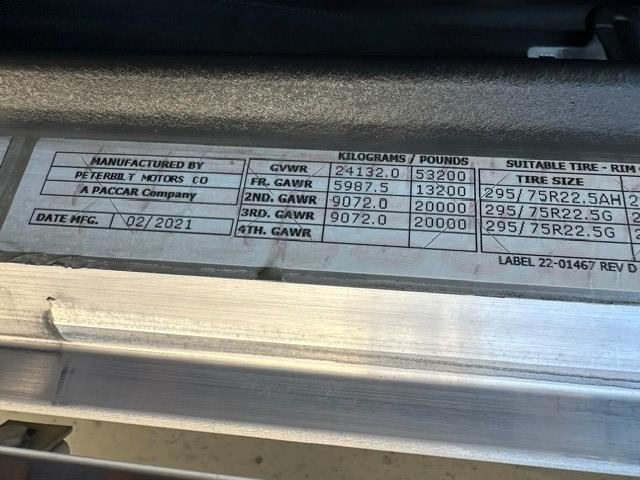 2022 Peterbilt 389-5