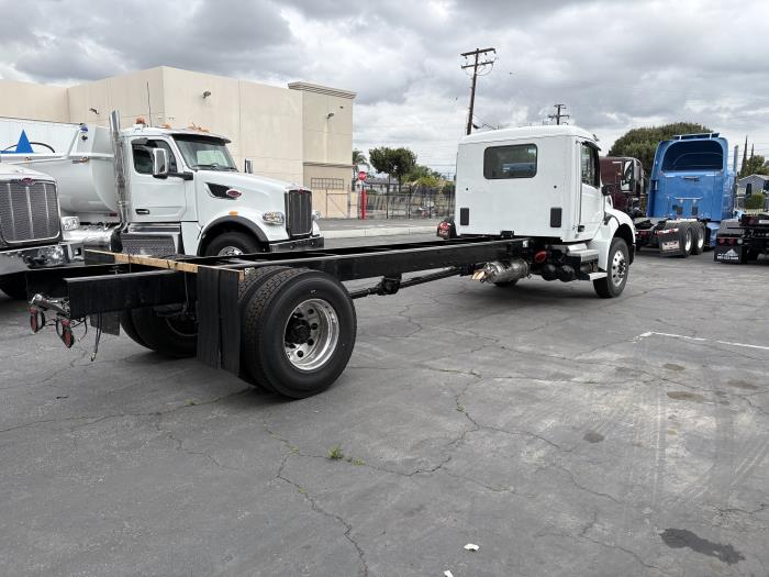 2027 Peterbilt 536-5