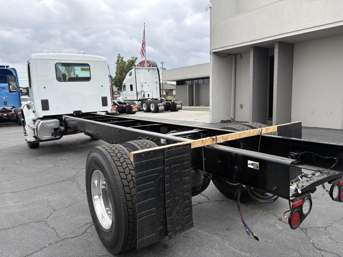 2027 Peterbilt 536-6