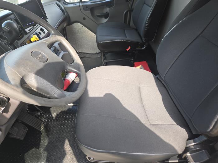 2019 Freightliner Business Class M2 106-15