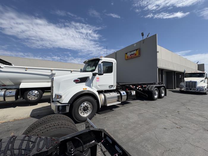 2027 Peterbilt 567-6