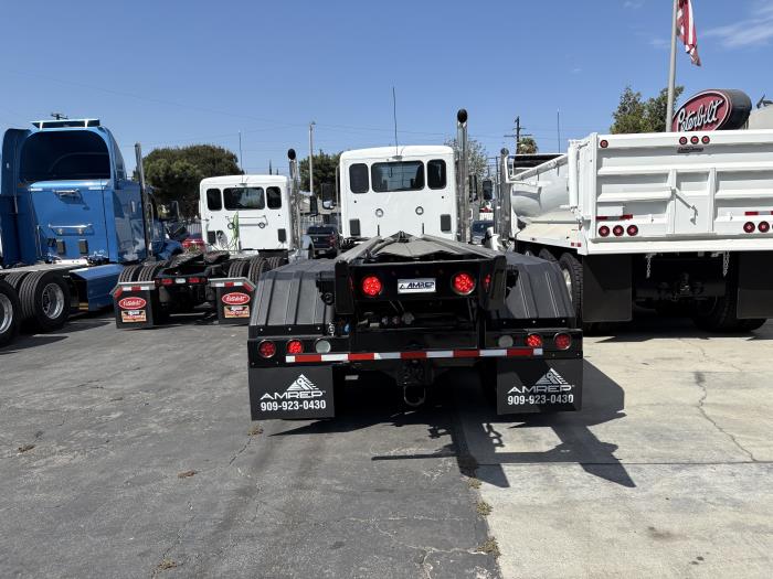 2027 Peterbilt 567-7