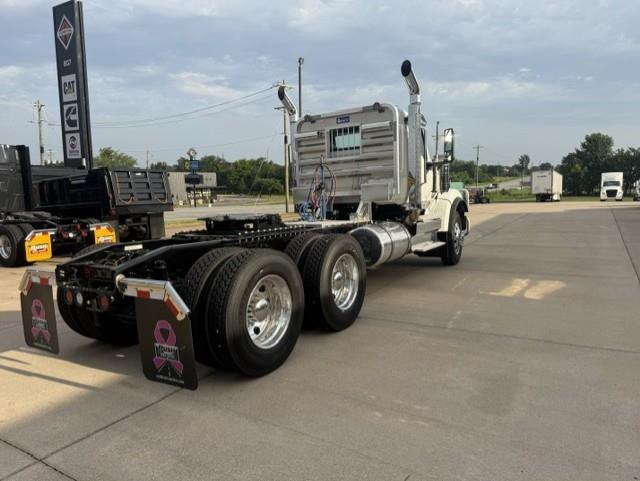 2026 International HX520-11
