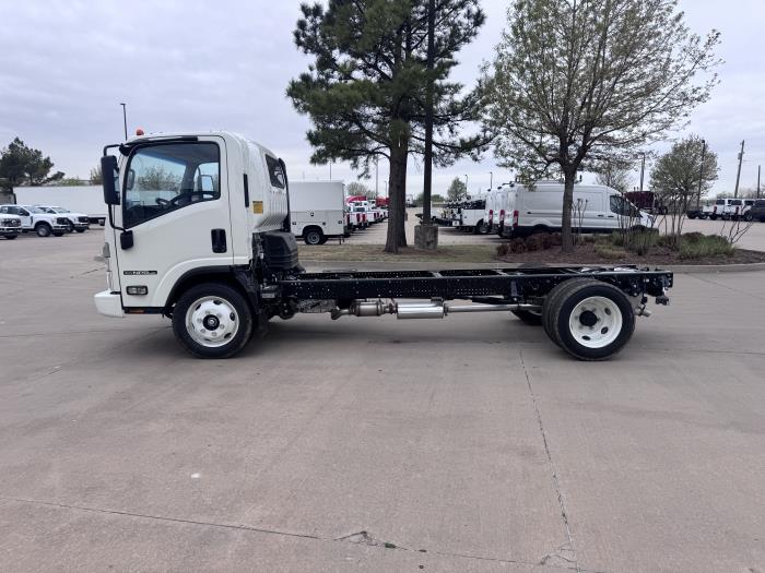 2026 Isuzu NPR-HD-1