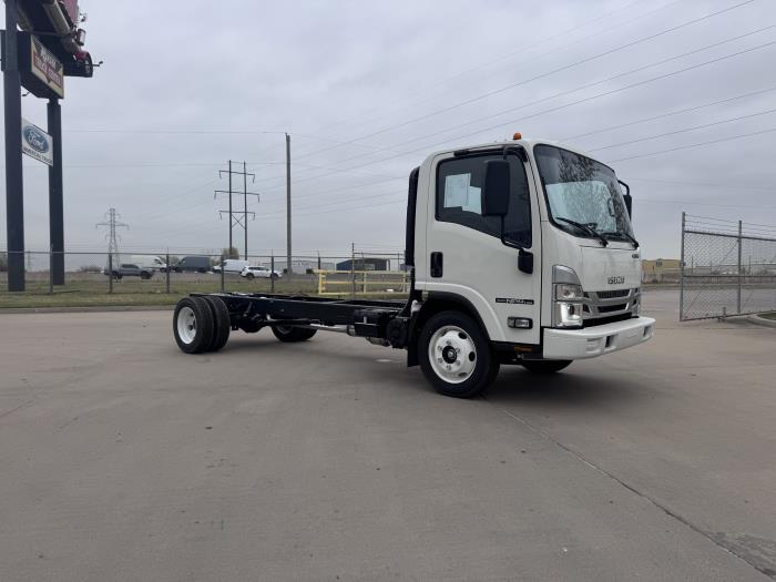 2026 Isuzu NPR-HD-3