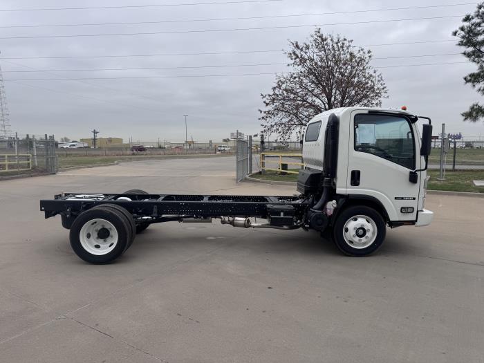 2026 Isuzu NRR-5