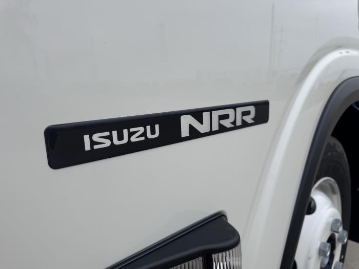 2026 Isuzu NRR-10