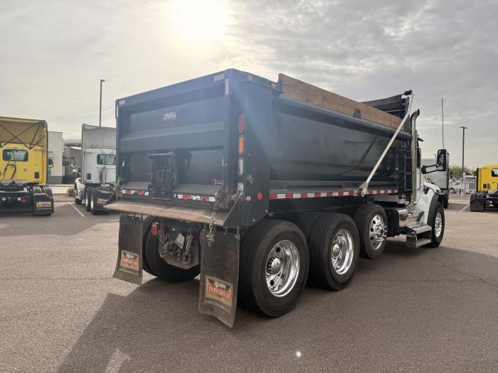 2025 Peterbilt 548-5