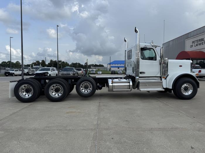 2027 Peterbilt 589-5