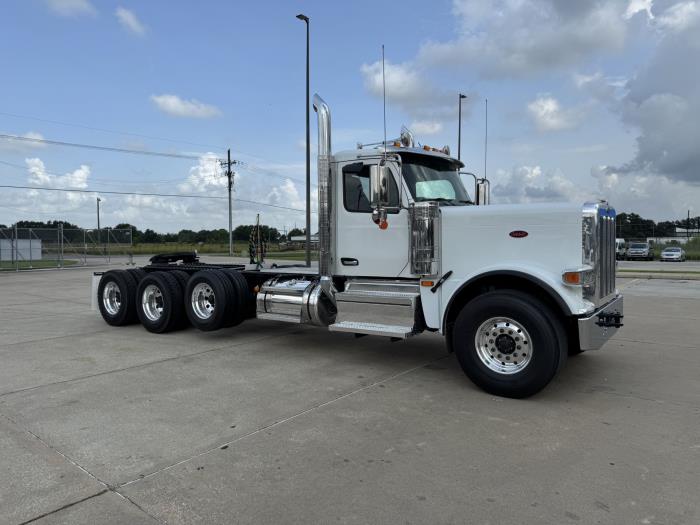 2027 Peterbilt 589-7