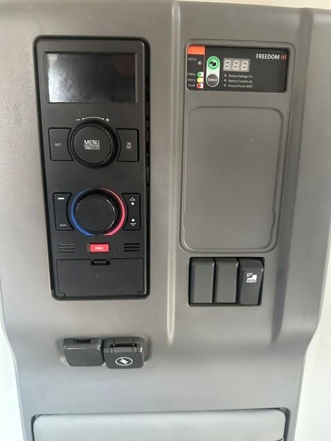 2022 Volvo VNL 760 — photo 7