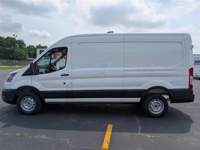 2026 Ford Transit-250-7