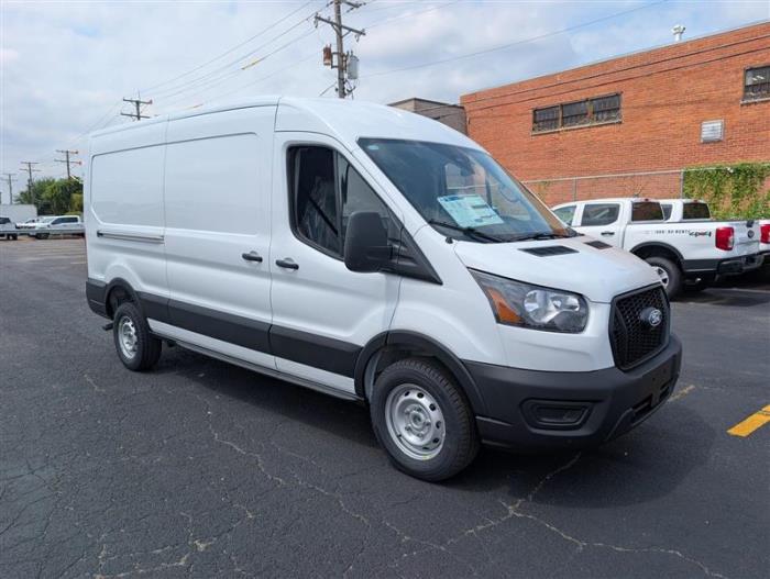 2026 Ford Transit-250-2