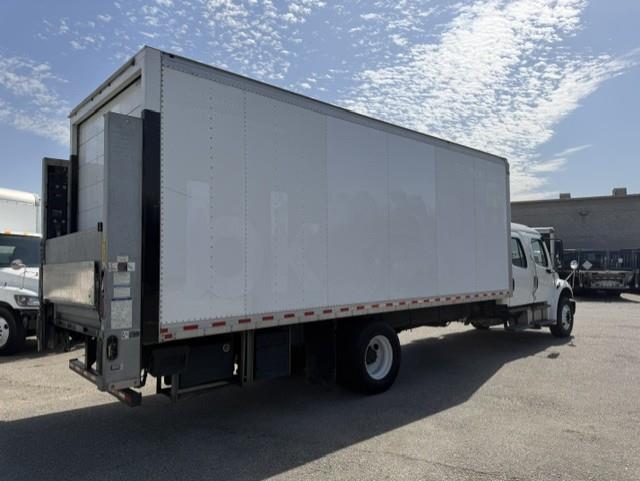 2019 Freightliner Business Class M2 106-3