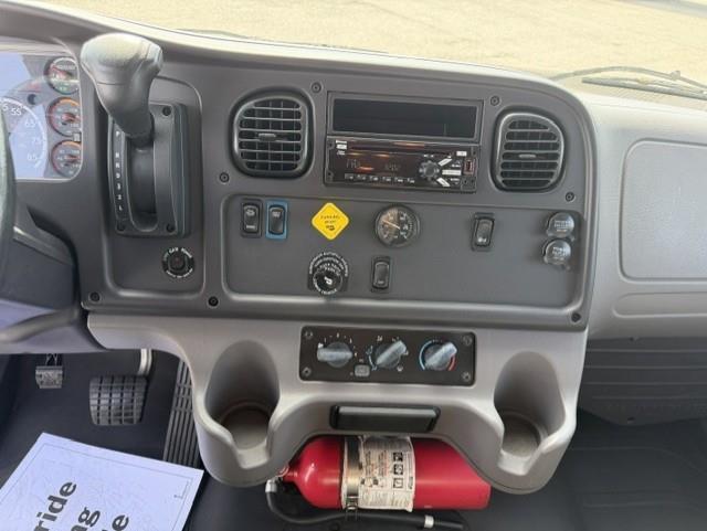 2019 Freightliner Business Class M2 106-11