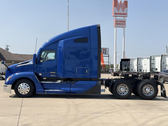 2023 Kenworth T680-25