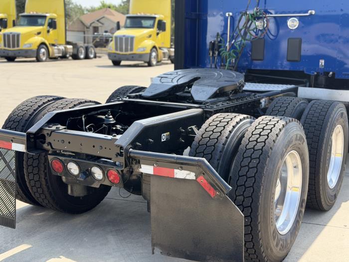 2023 Kenworth T680-29