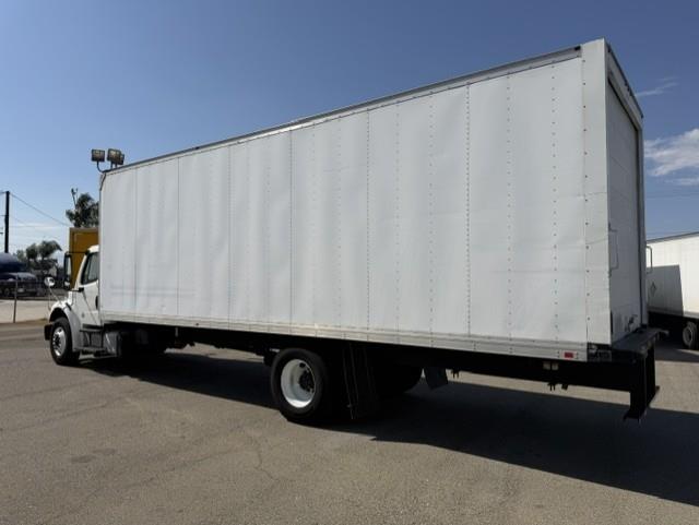 2019 Freightliner Business Class M2 106-3