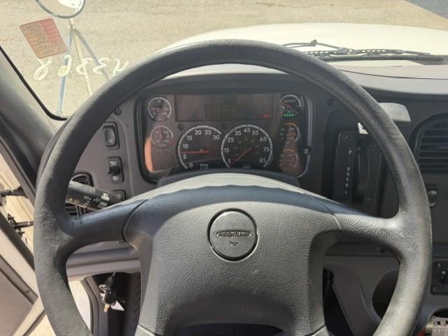 2019 Freightliner Business Class M2 106-7