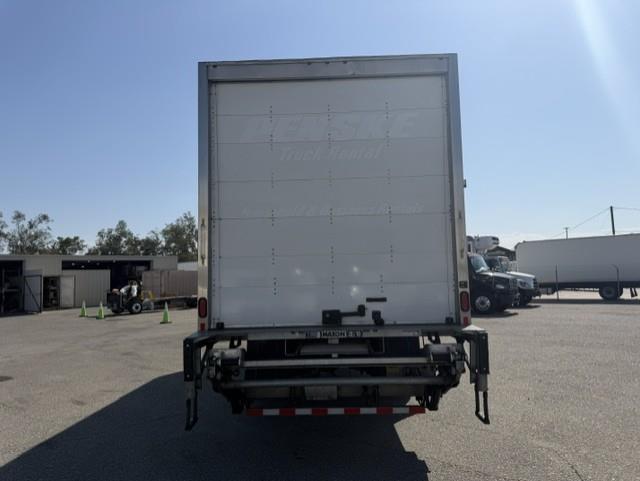 2022 Freightliner Business Class M2 106-4