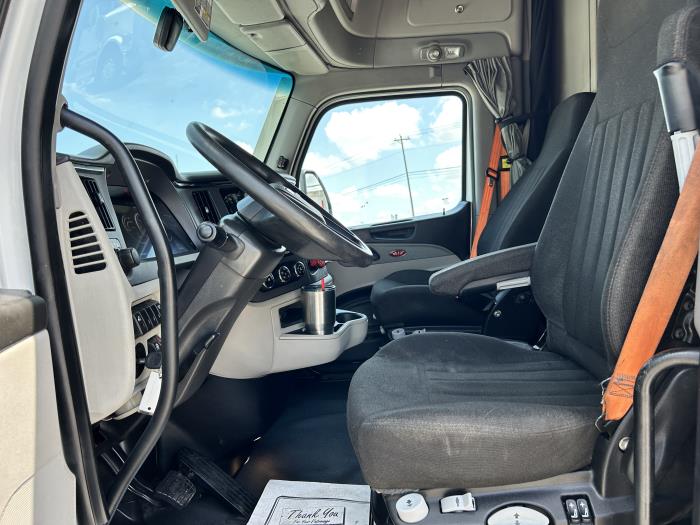 2022 Peterbilt 579-23