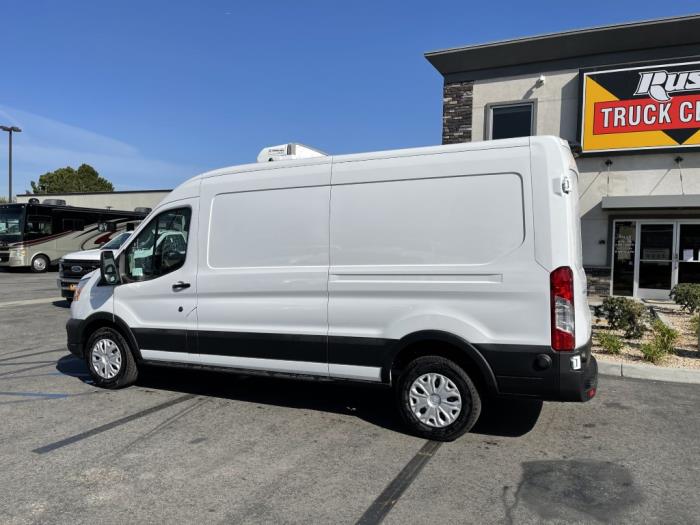2026 Ford Transit-250-2
