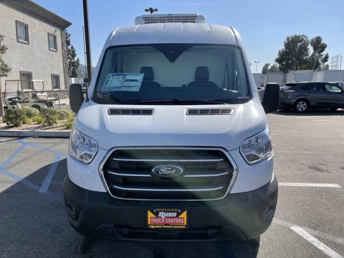 2026 Ford Transit-250-6