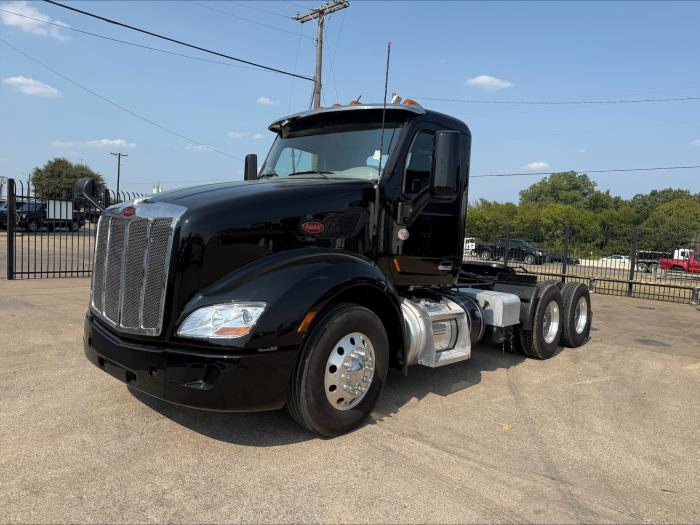 2021 Peterbilt 579-1