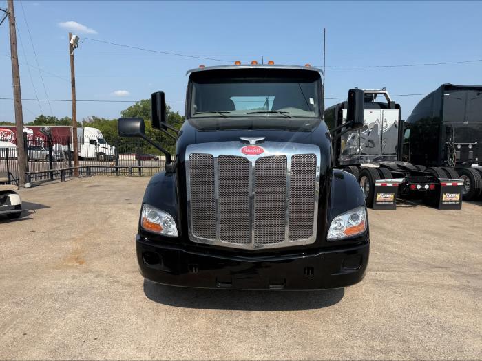 2021 Peterbilt 579-10