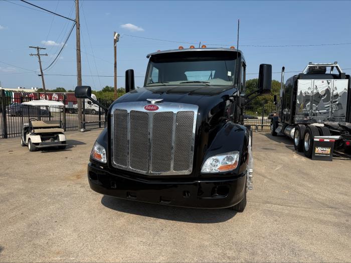 2021 Peterbilt 579-13