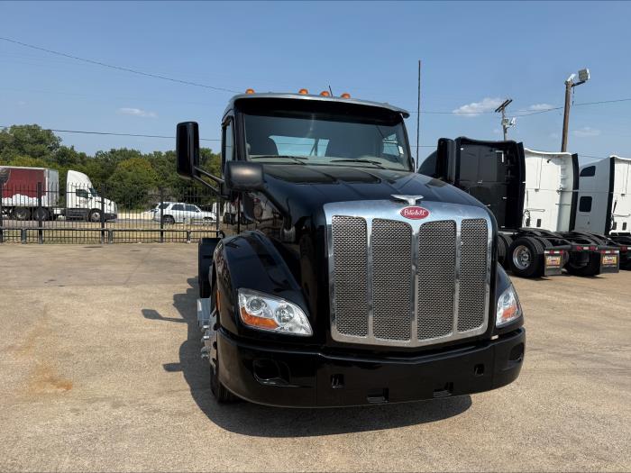 2021 Peterbilt 579-30