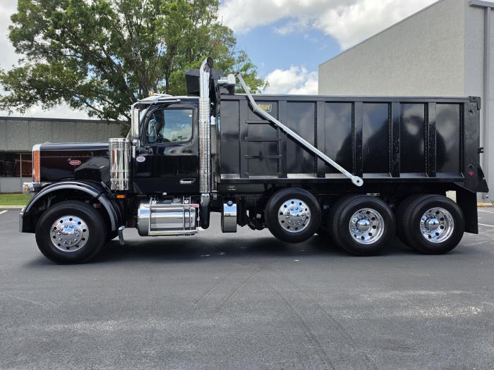 2025 Peterbilt 589-4
